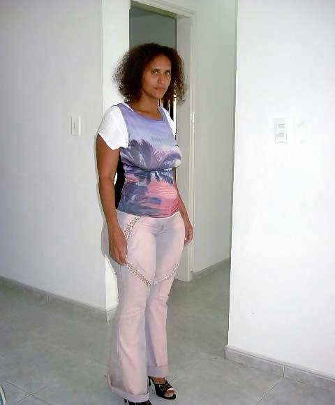 25P Dolly - Thick Dominican MILF 