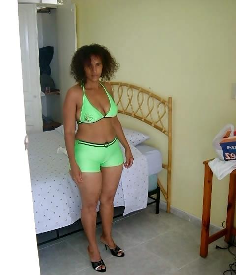 25P Dolly - Thick Dominican MILF 