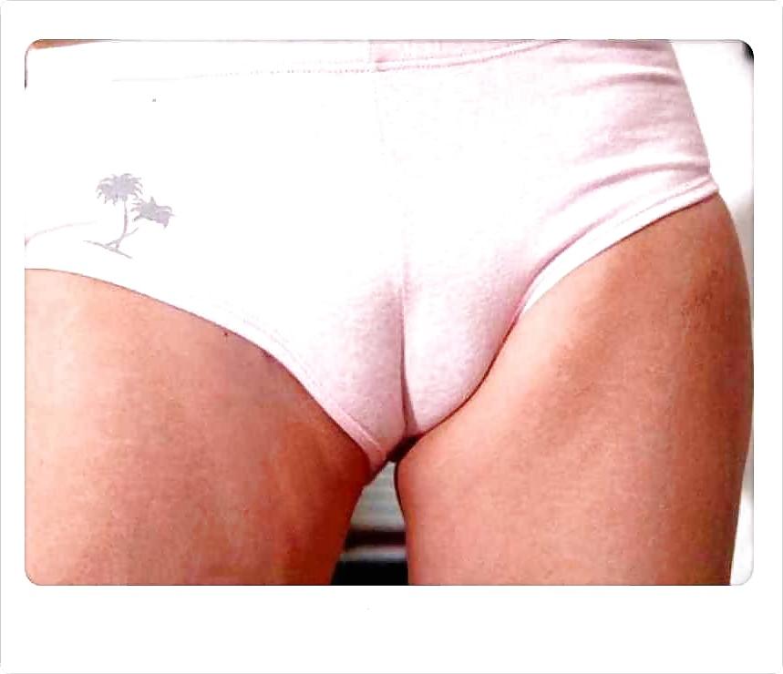 25P MIX Camel-Toes by DarKKo