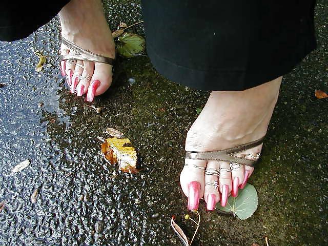 10P Sabines 's sexy long toe nails