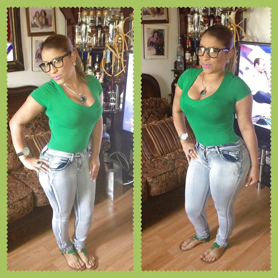 17P DOMINICAN MILF I WOULD LOVE TO FUCK PT2