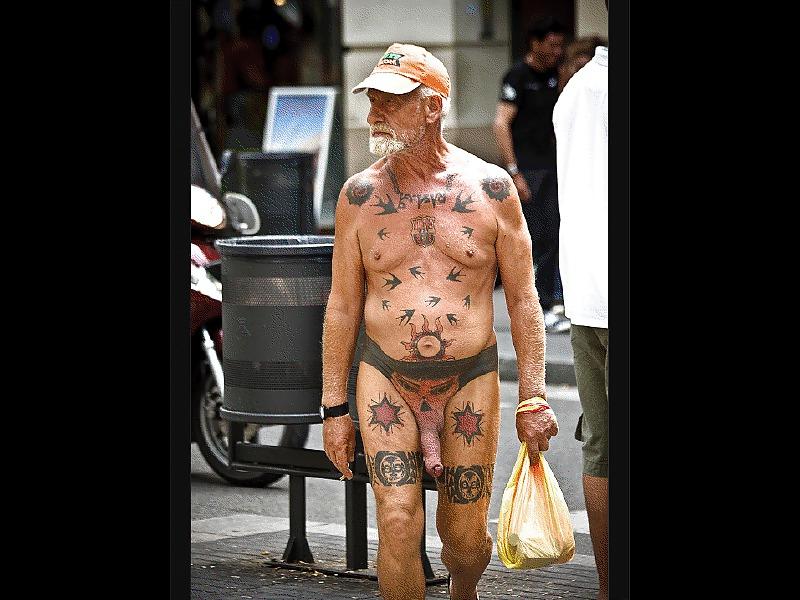 11P Unbelievable tatoo in Barcelona !!!