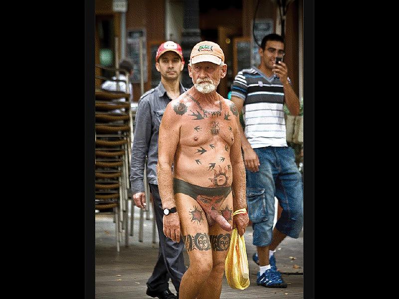 11P Unbelievable tatoo in Barcelona !!!