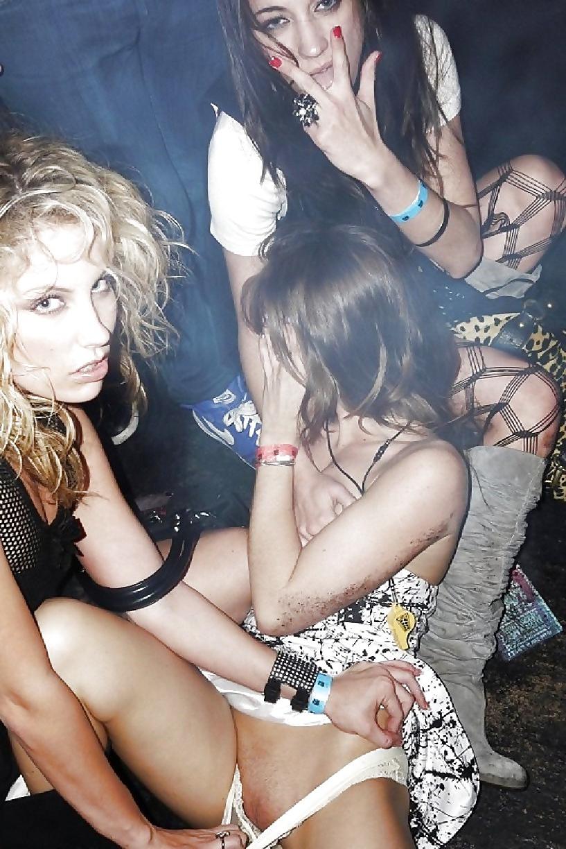 25P Upskirt Cameltoes #rec Amateur showing pussy PublicNudity 7