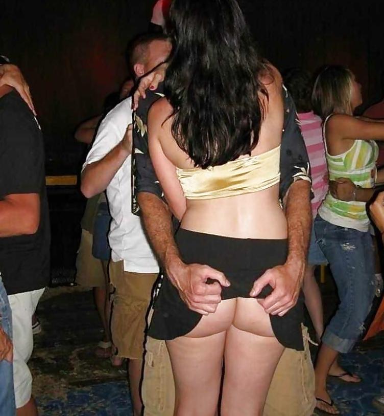 25P Upskirt Cameltoes #rec Amateur showing pussy PublicNudity 7