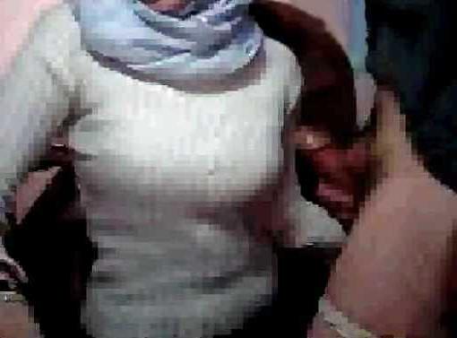 25P Hijab arab webcam in office Wears egypt or turkish jilbab