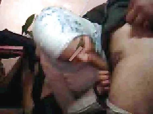 25P Hijab arab webcam in office Wears egypt or turkish jilbab