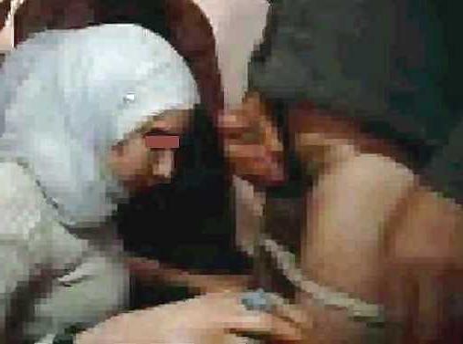 25P Hijab arab webcam in office Wears egypt or turkish jilbab