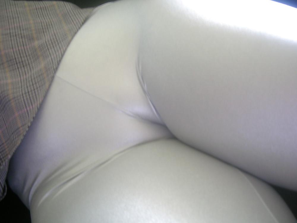 16P Cameltoe