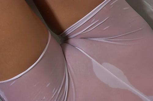 22P Hot Camel toes