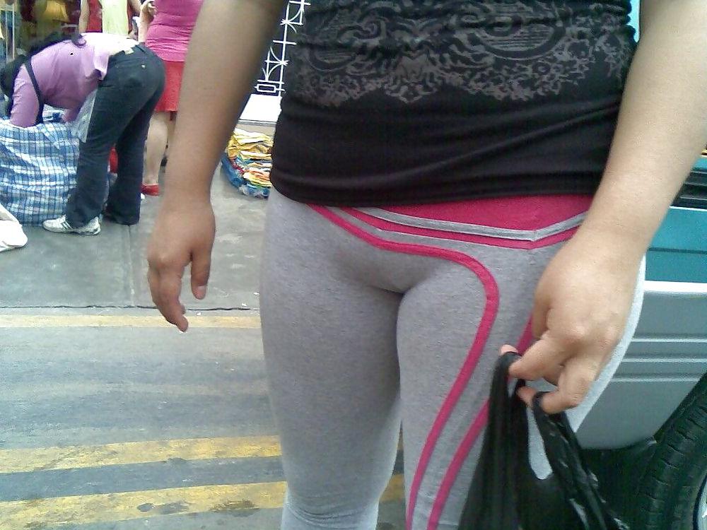 25P From the Moshe Files: Camel Toes Merit Your Stare