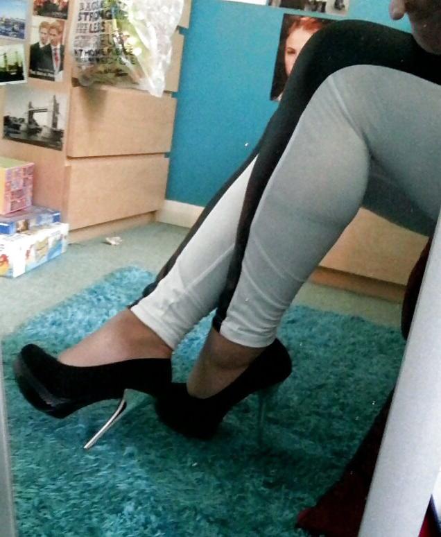 11P Shiny Heels 1