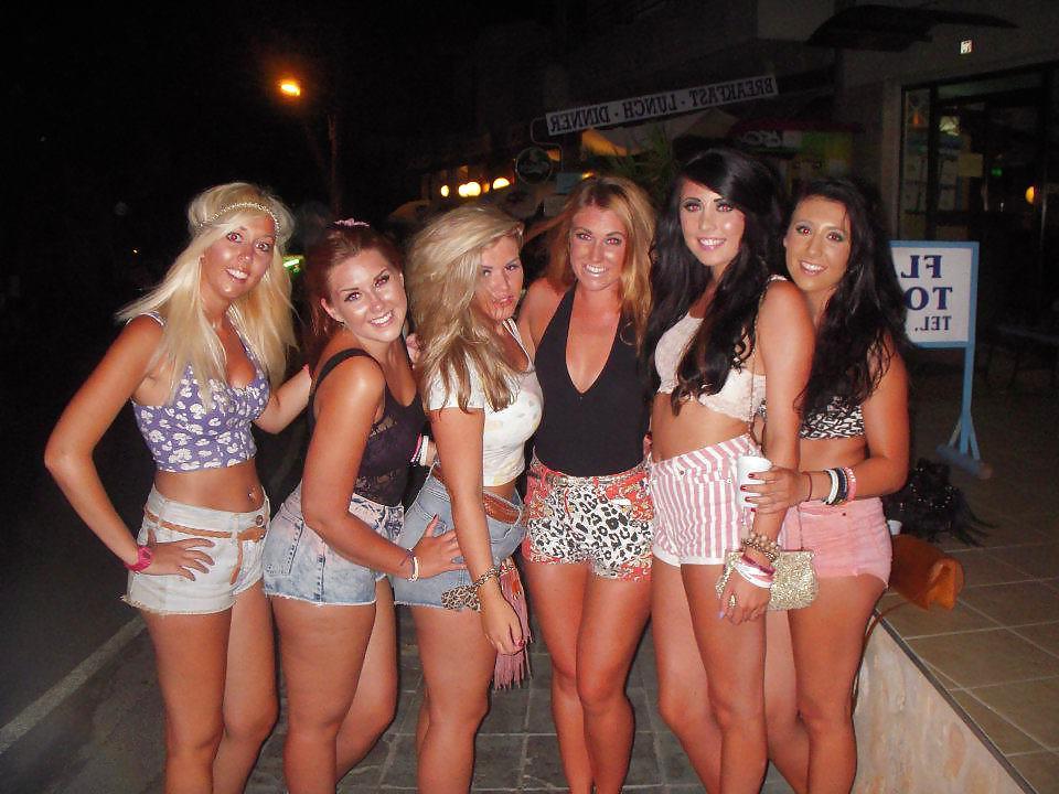 25P Sluts in little hot pants!