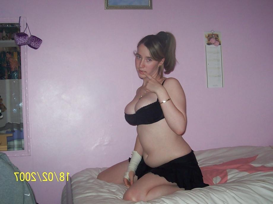 20P Homemade porn N32 