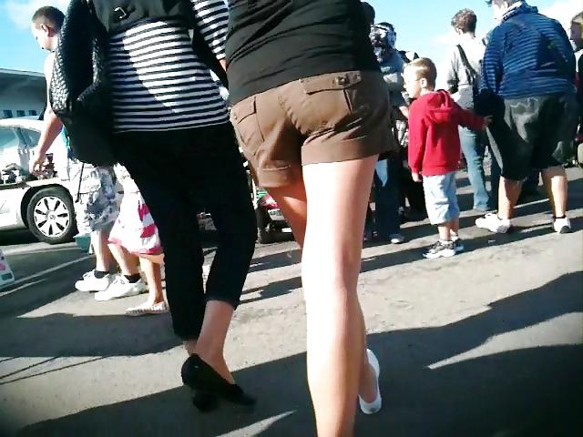 25P Car boot girls 1