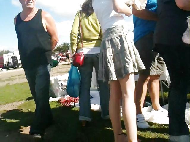 25P Car boot girls 1