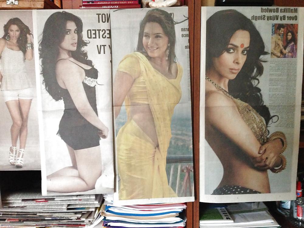 25P Indian Sluts I Wanked Over Today (from Ethnic Newspapers)