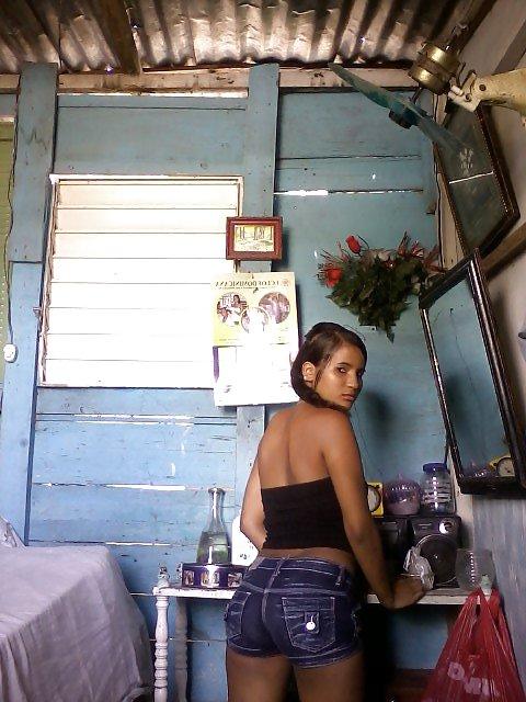 20P SEXY PUTICA DOMINICAN TEEN