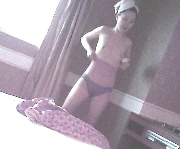 13P Korean slut in hotel