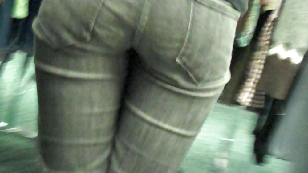 25P Pictures of butts and ass in jeans