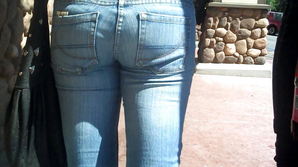 25P Pictures of butts and ass in jeans