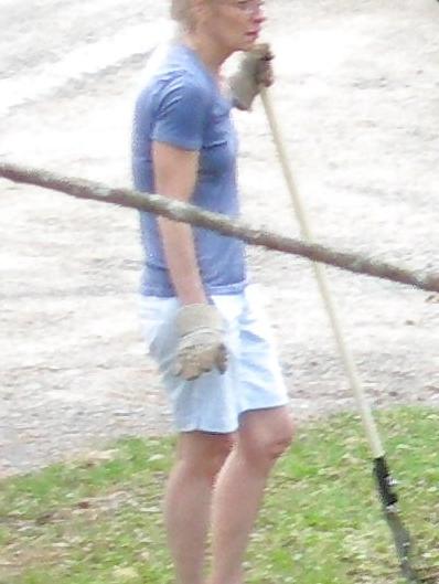 5P Hot neighbor mom of 20yr old 