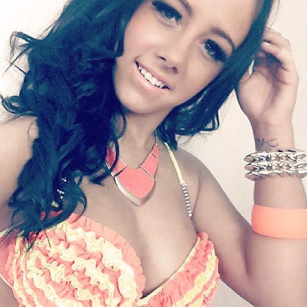 25P Big tits perfect ass