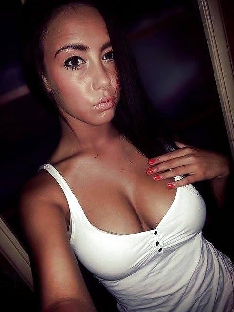 25P Big tits perfect ass