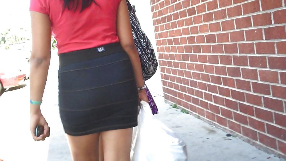 25P Chasing smooth butts & ass in jeans