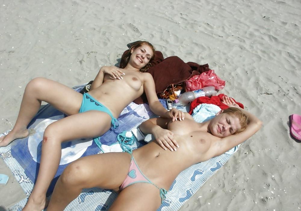 25P Camel toes! part 2