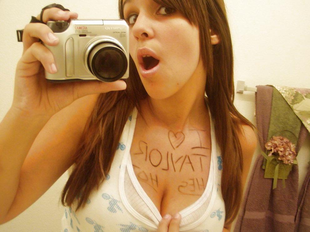 12P Teens Homemade Naughty Photos