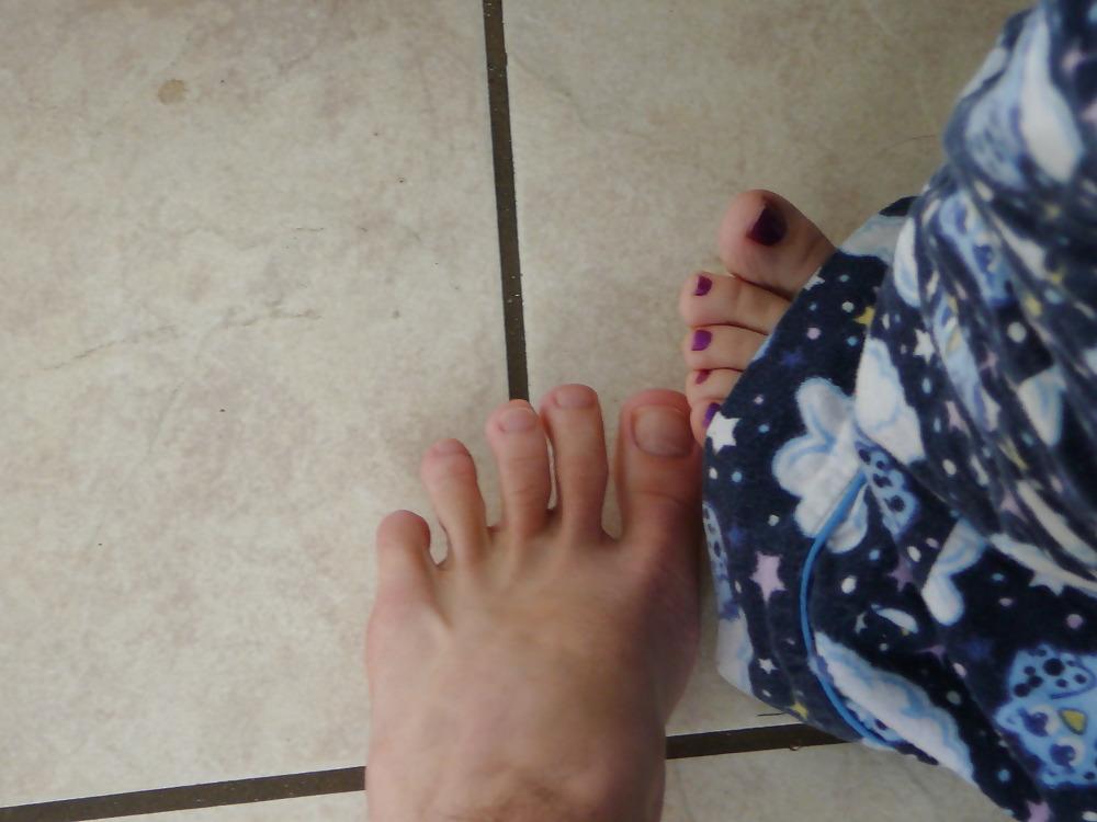 8P 2  sexy feet