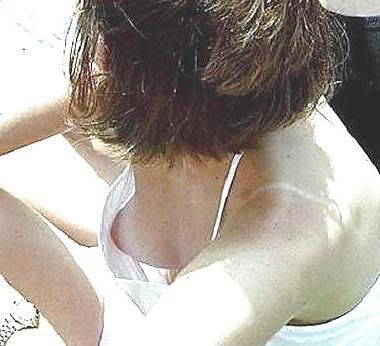 25P Beautiful Nipslip 14 by Voyeur TROC