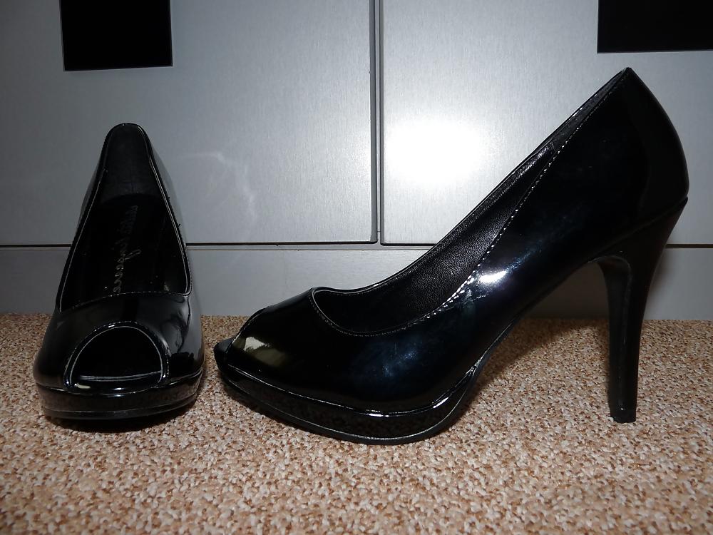 25P Wifes shoe collection 1