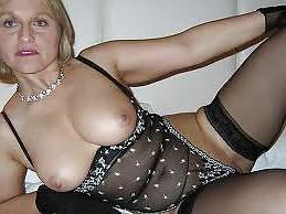 15P Hot or Not MILFS