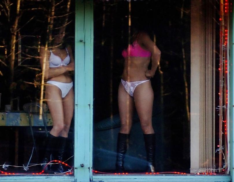 25P Prostitutes at work (2)