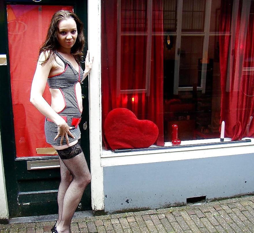 25P Prostitutes at work (2)