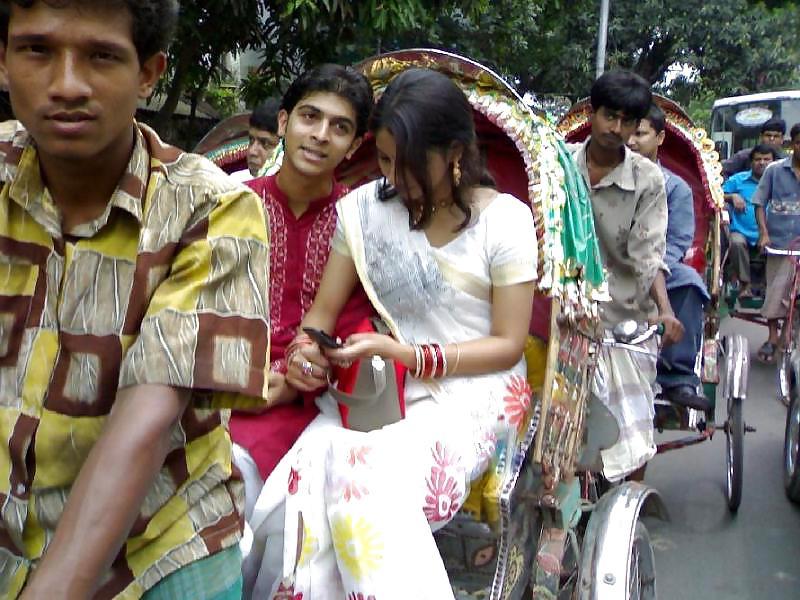 8P Sexy Indian Teen Hooker Showing Her Assets With Client