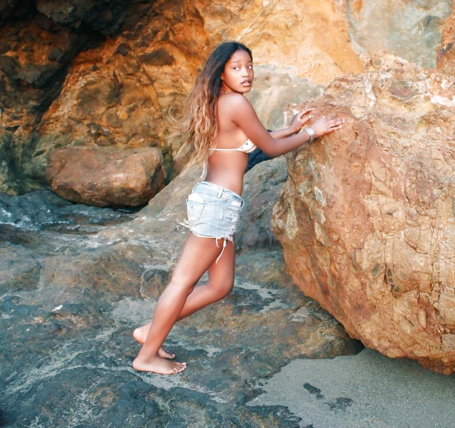 25P Let's Jerk Off Over ... Keke Palmer (Hot Little Black Bitch)