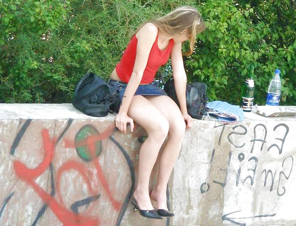 25P In The Streets 104 - Sexy Jeans Miniskirts