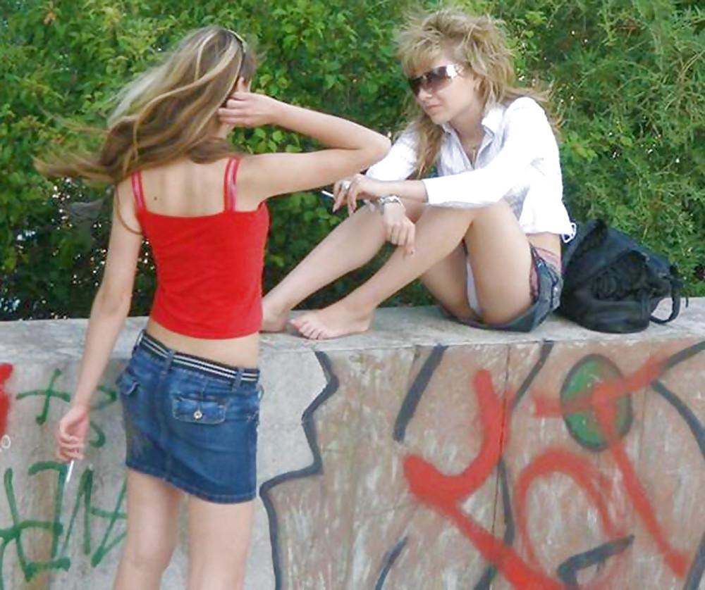 25P In The Streets 104 - Sexy Jeans Miniskirts