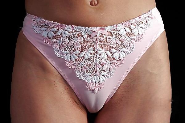 25P Camel Toes 4