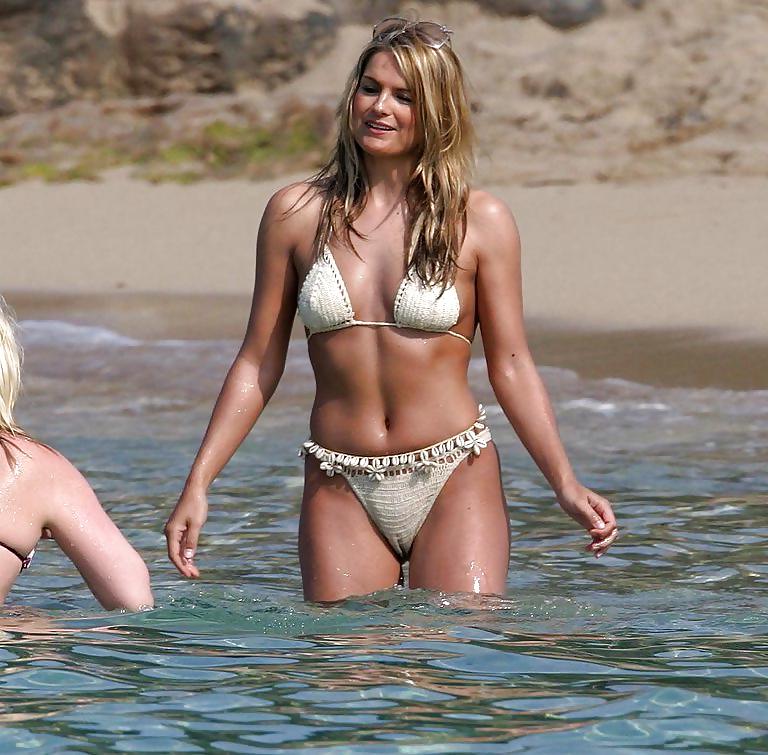 25P Camel Toes 4