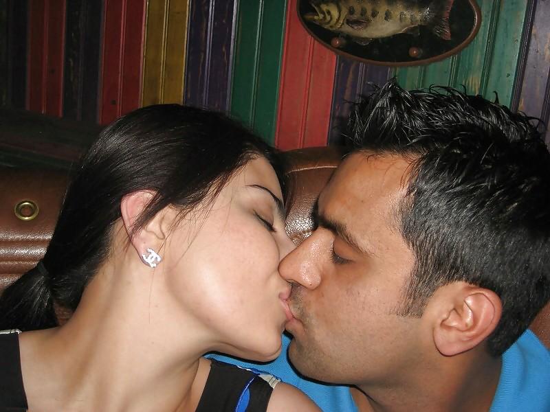 8P Newly Married Pakistani Couple Fucking Pictures Leaked