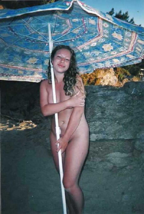 18P Shy girls: nude girls trying to cover their bodies or faces