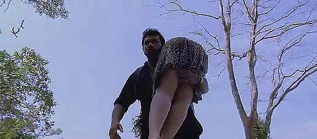 20P Sexy Indian Carry over the Shoulder
