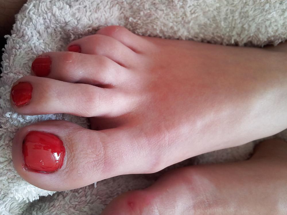 15P Wifes sexy polish red toe nails feet 2