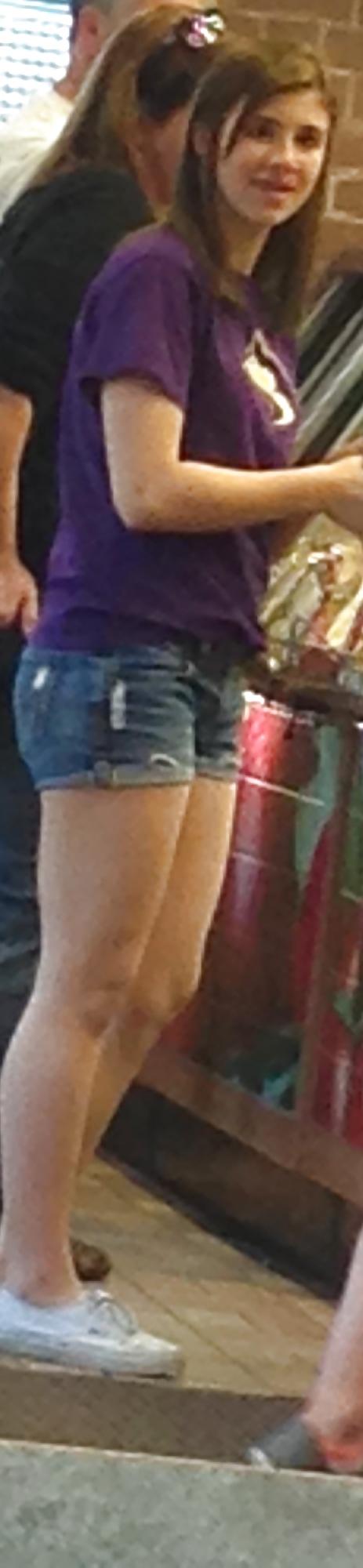 17P Short shorts