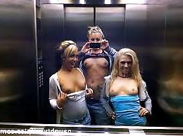 23P Hot or Not girls together ( who is your favorite )