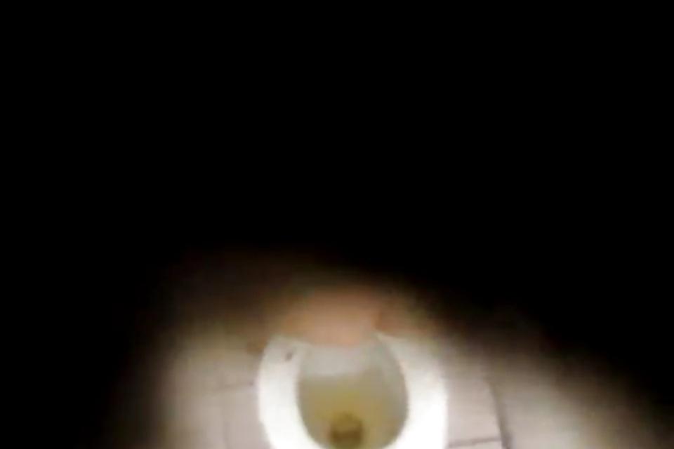 11P Spy Barhroom Girl 4